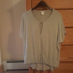 Summer grey light weight top NWOT